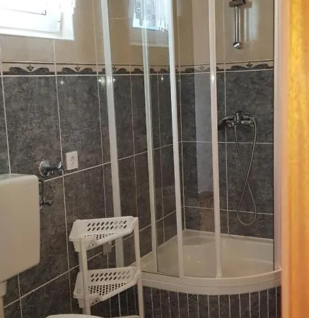 Kiki Apartmán
