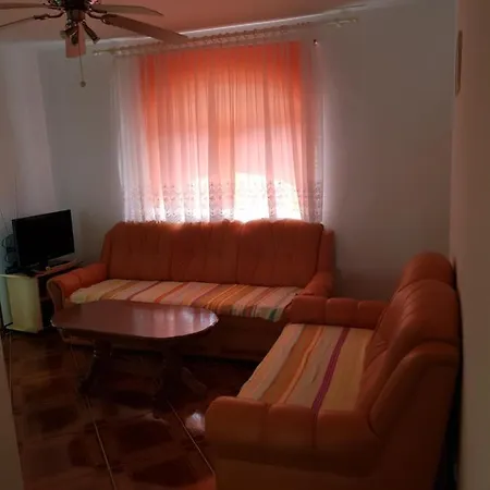 Kiki Apartmán